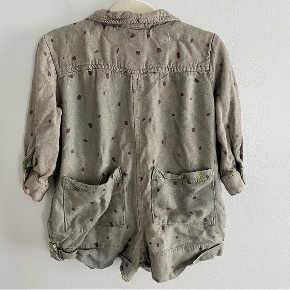 Jessica Simpson 12 month long sleeve romper - Picture 4 of 6